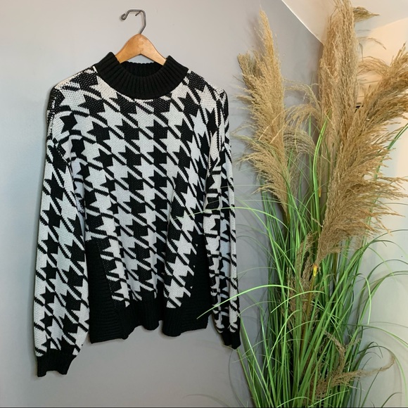 Nine West Sweaters - Nine West Houndstooth Mock Neck Sweater